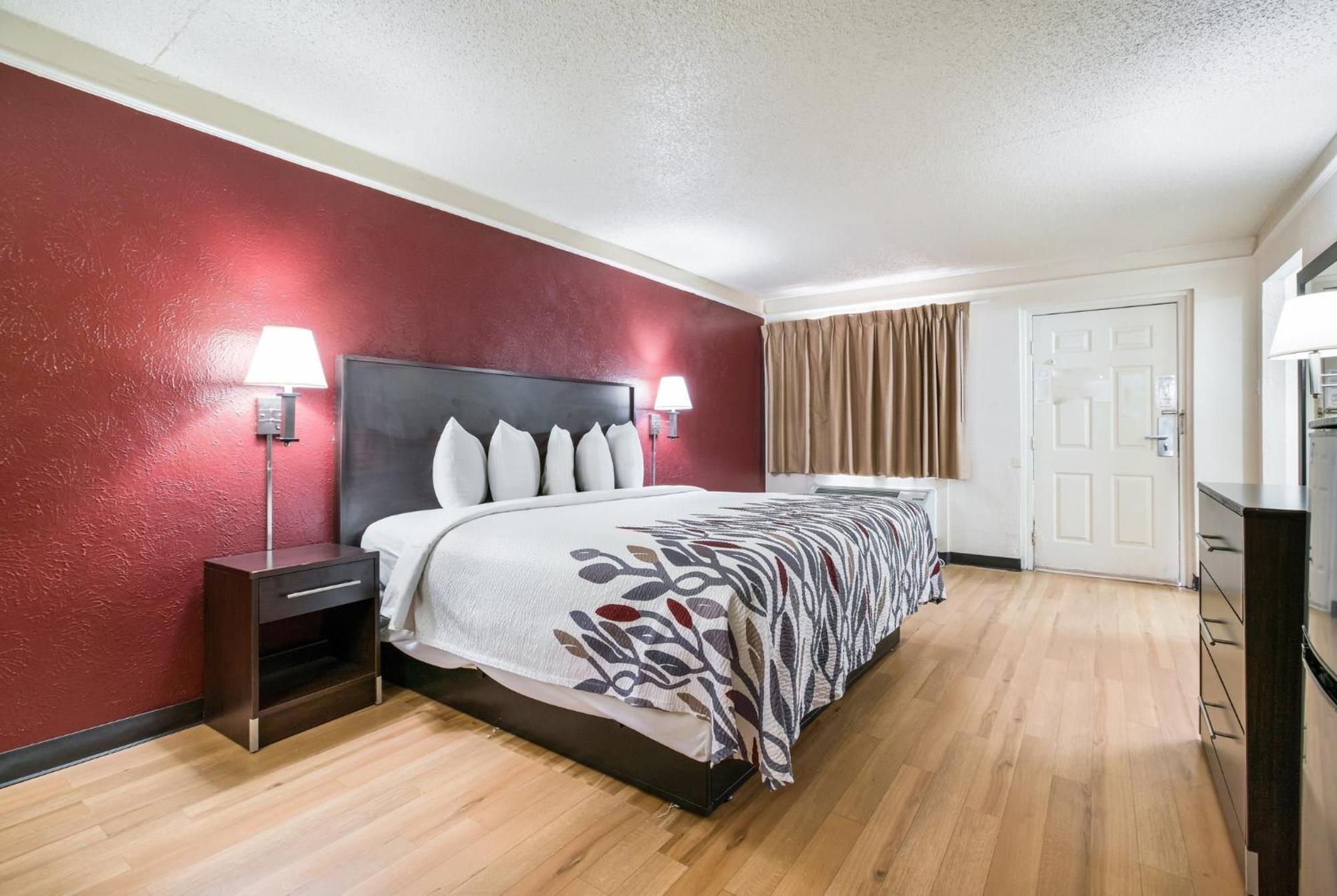 Red Roof Inn North Dallas - Park Central Extérieur photo