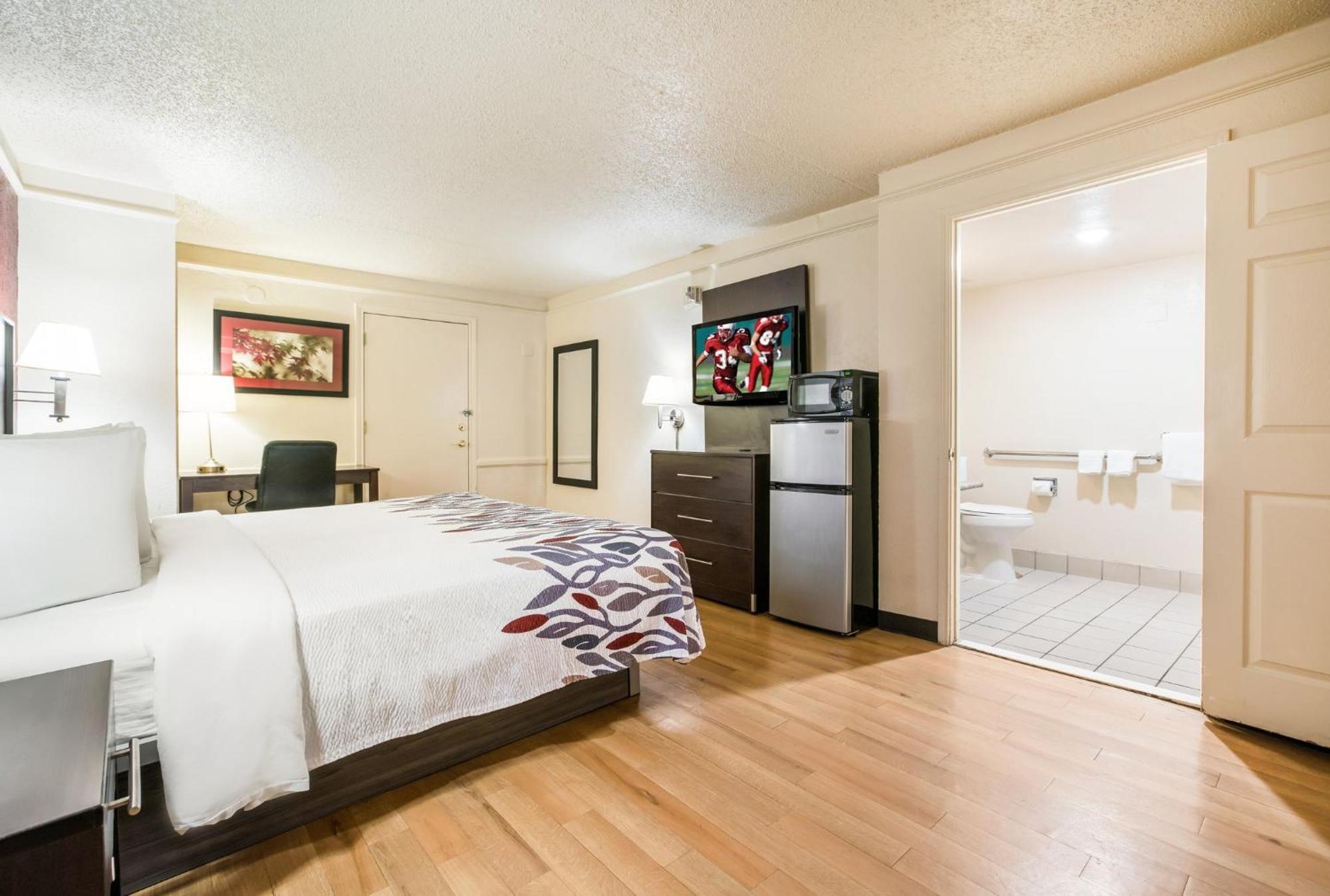 Red Roof Inn North Dallas - Park Central Extérieur photo