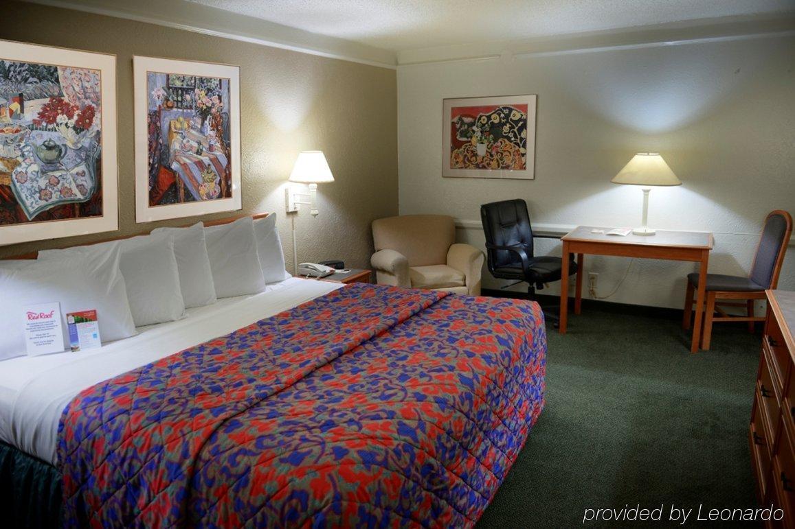 Red Roof Inn North Dallas - Park Central Extérieur photo