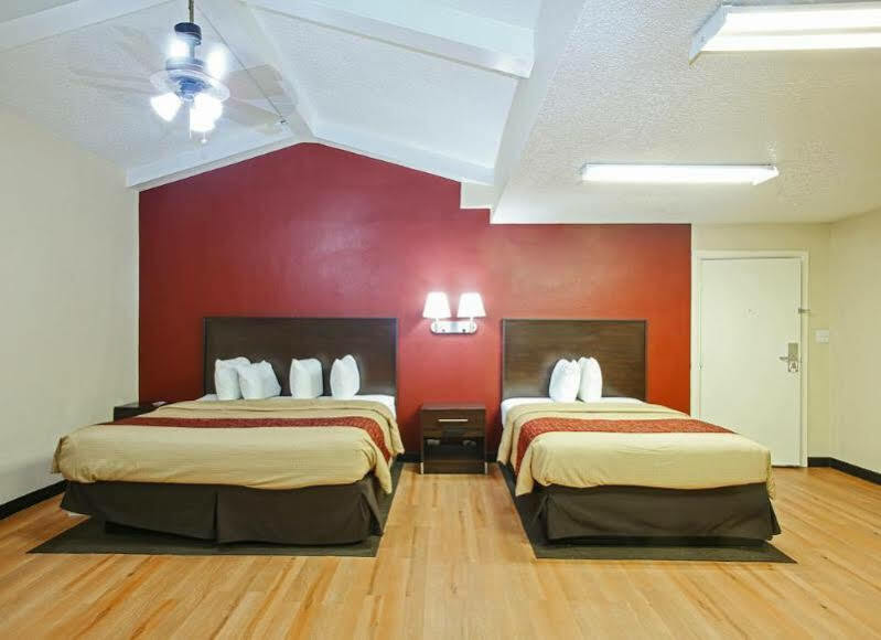 Red Roof Inn North Dallas - Park Central Extérieur photo